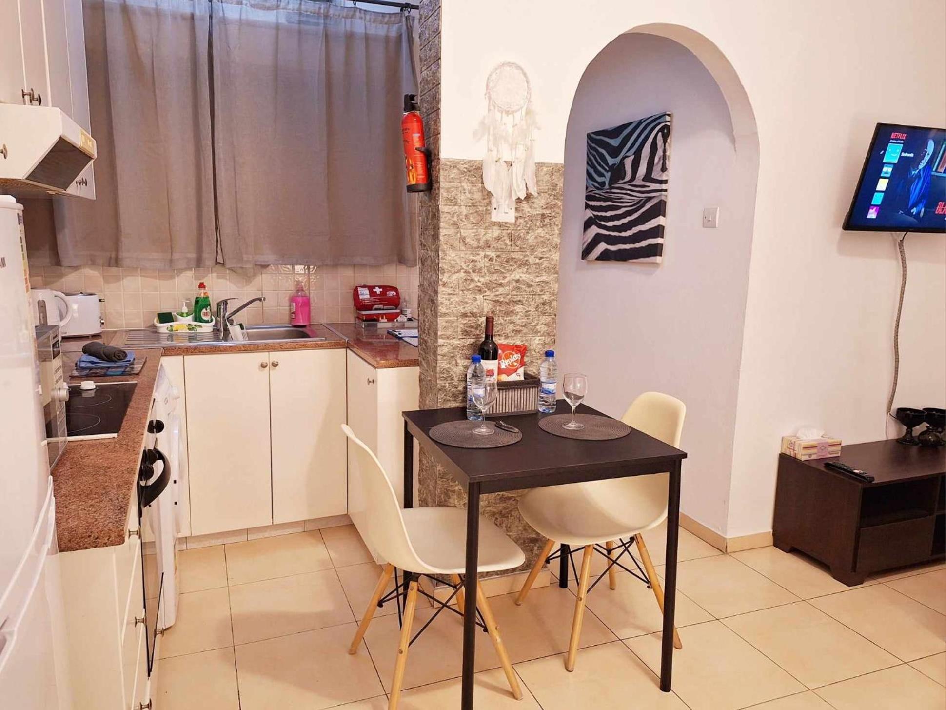Kato Paphos Apt 400M To The Beach Buitenkant foto
